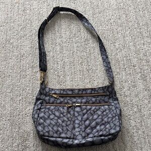 Travelon Anti-Theft Classic crossbody Shoulder Bag w/Flashlight Multiple Pockets